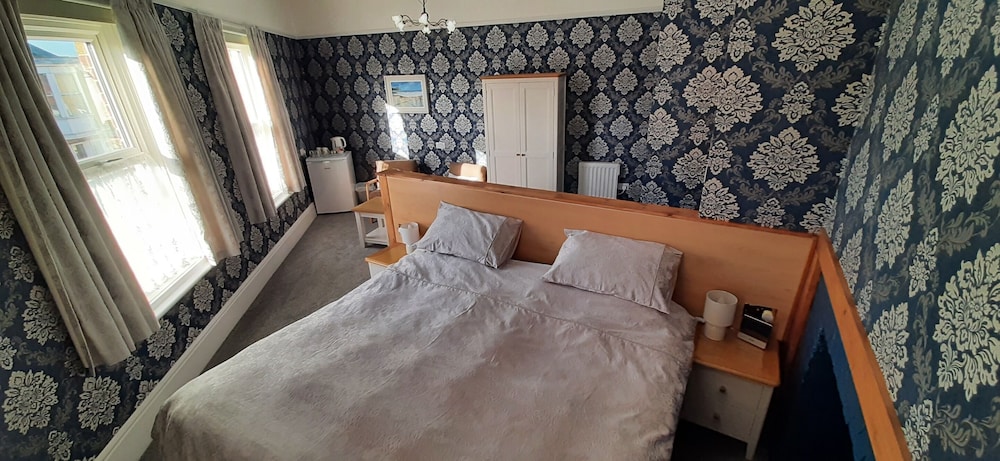 Brooke House 13/44