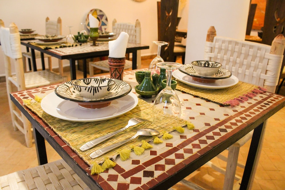 Riad Amra 28/34