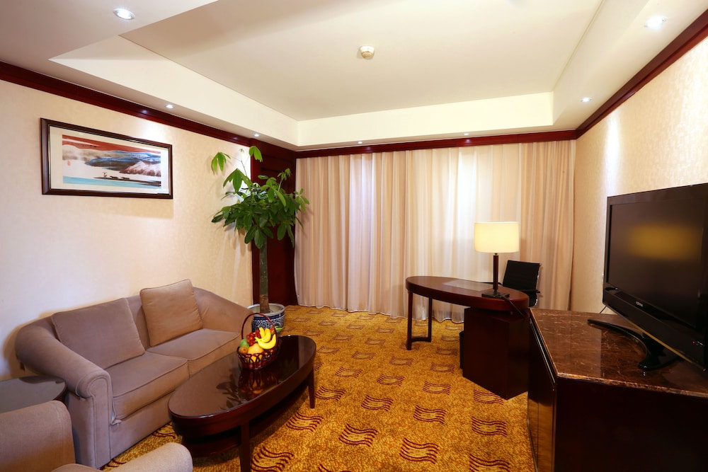 Poly Plaza Hotel Beijing 43/56