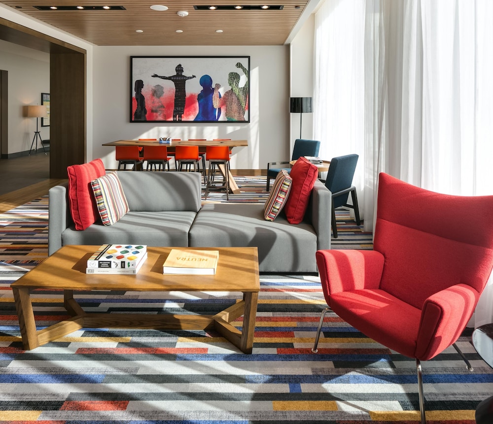 Hyatt Regency Bloomington Minneapolis 44/72