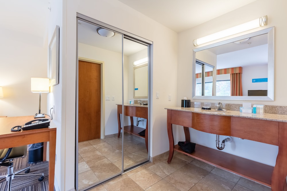 Hampton Inn Ringgoldft Oglethorpe 8/30