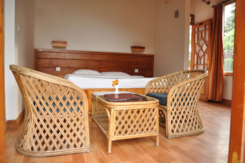 The Chalets Naldehra(Ex WelcomHeritage Chalets Naldehra) 6/50