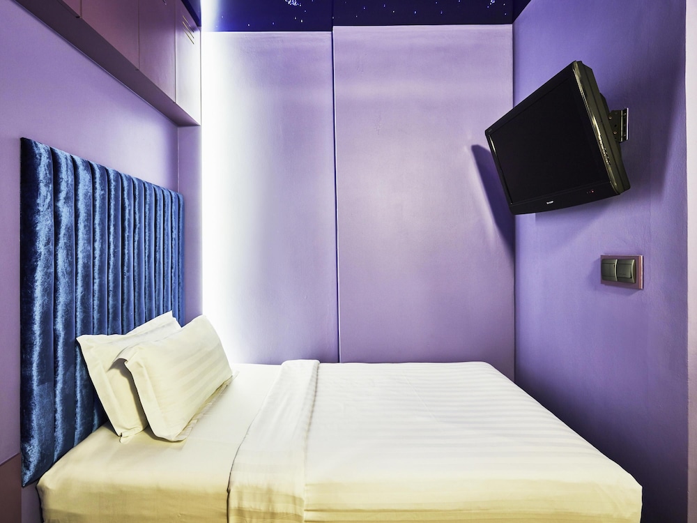 Ibis Budget Singapore Mount Faber 33/51