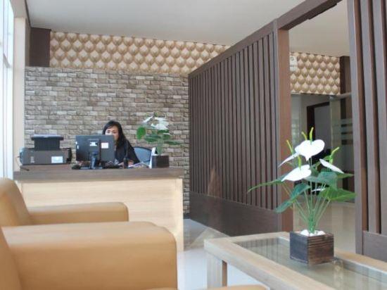 Grand Dian Hotel Brebes 10/41