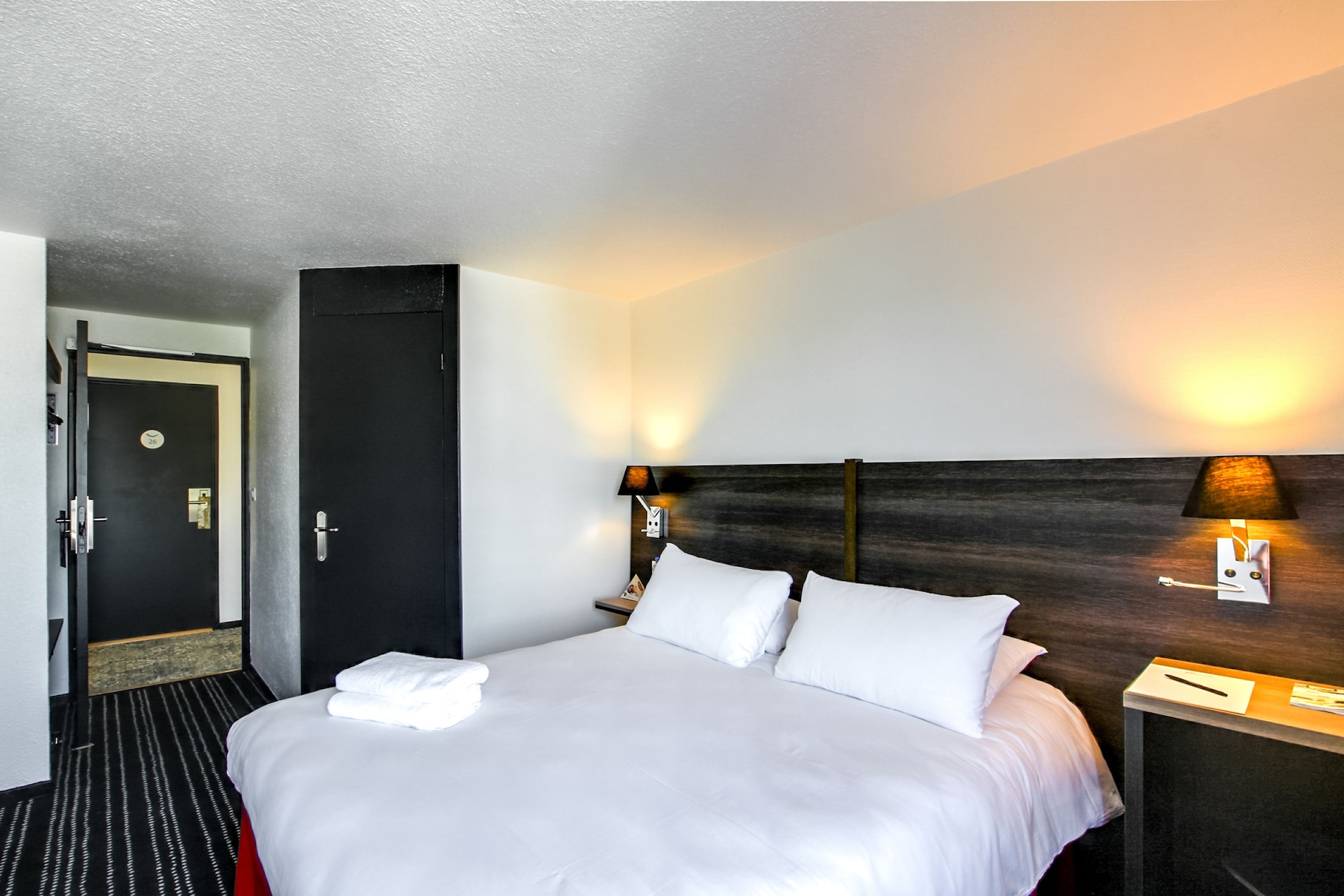 COMFORT, DOUBLE BED