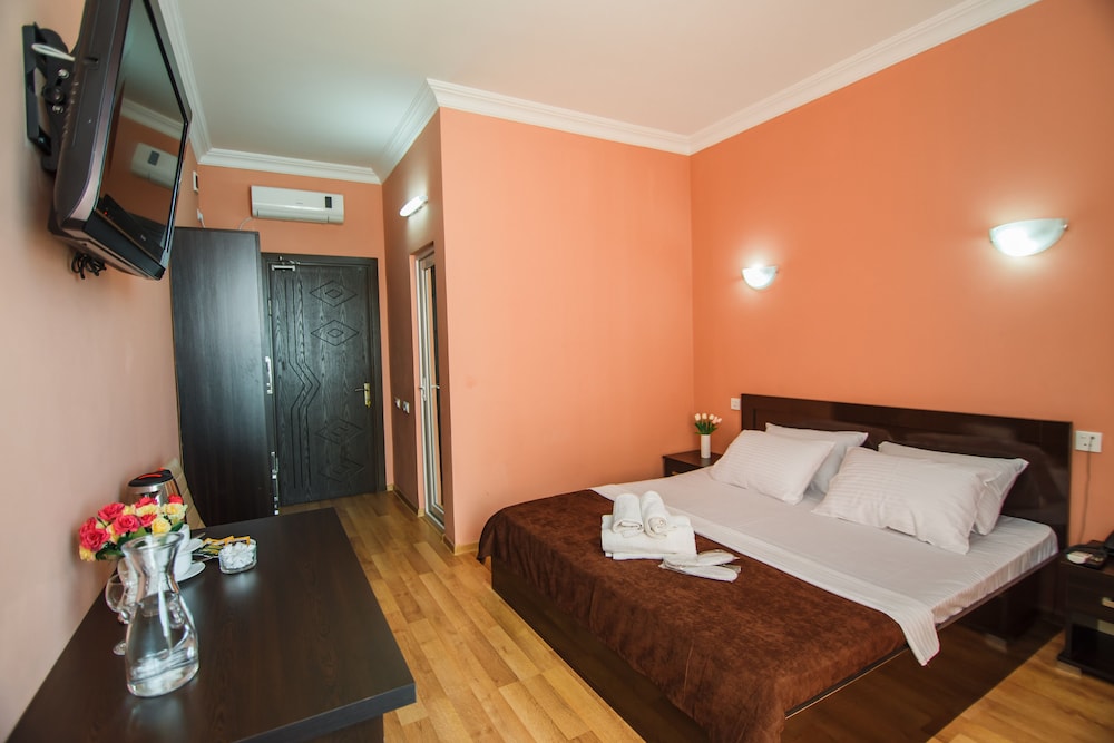 Hotel Egrisi 17/37