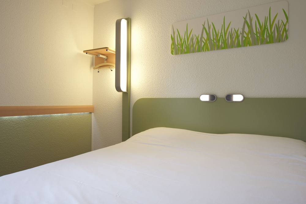 Ibis Budget Pau Est 17/71