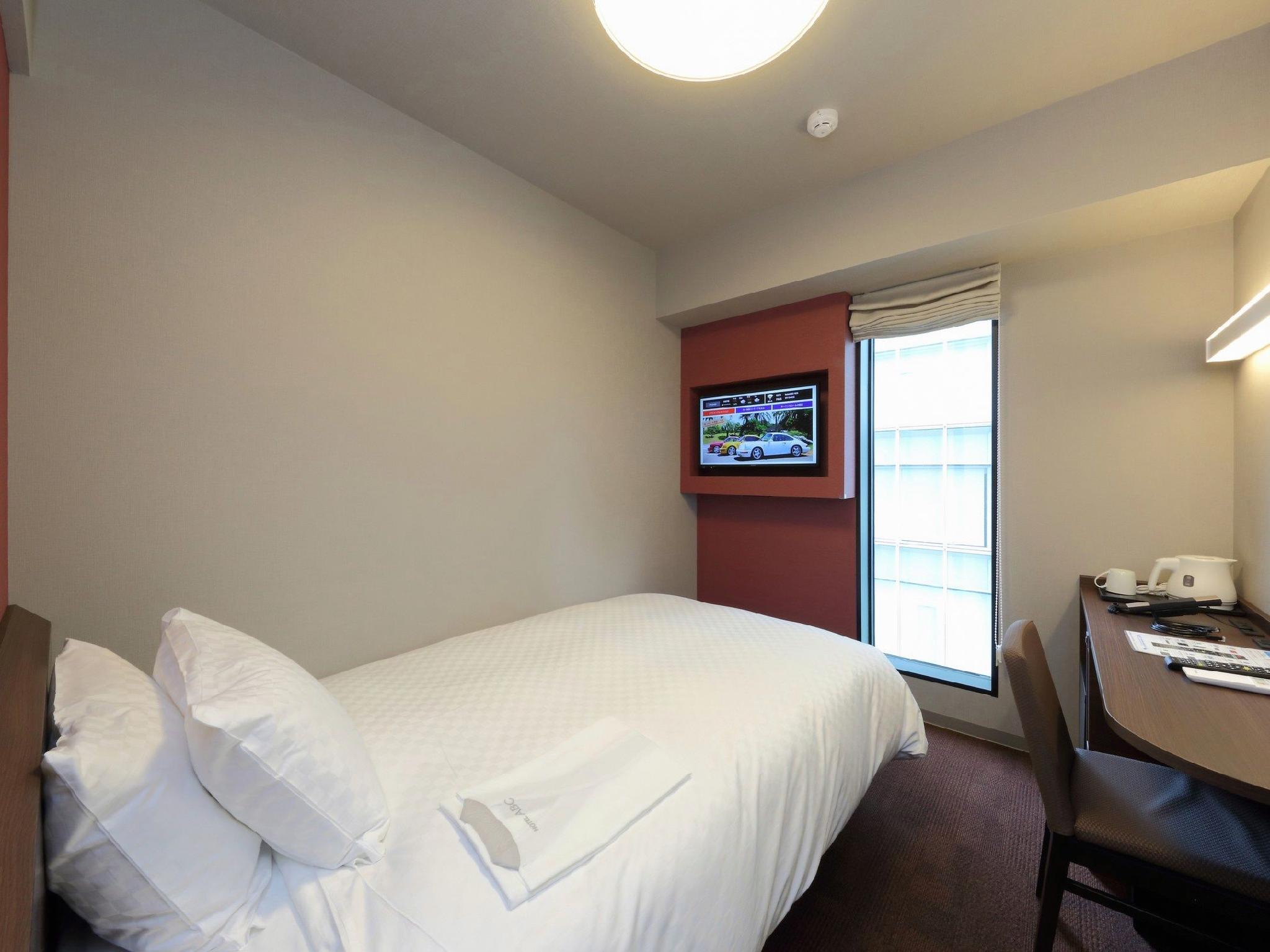 Semi Room, Deluxe, Semi Double Bed