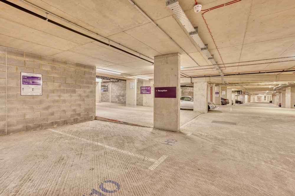 Premier Inn London New Southgate 27/30