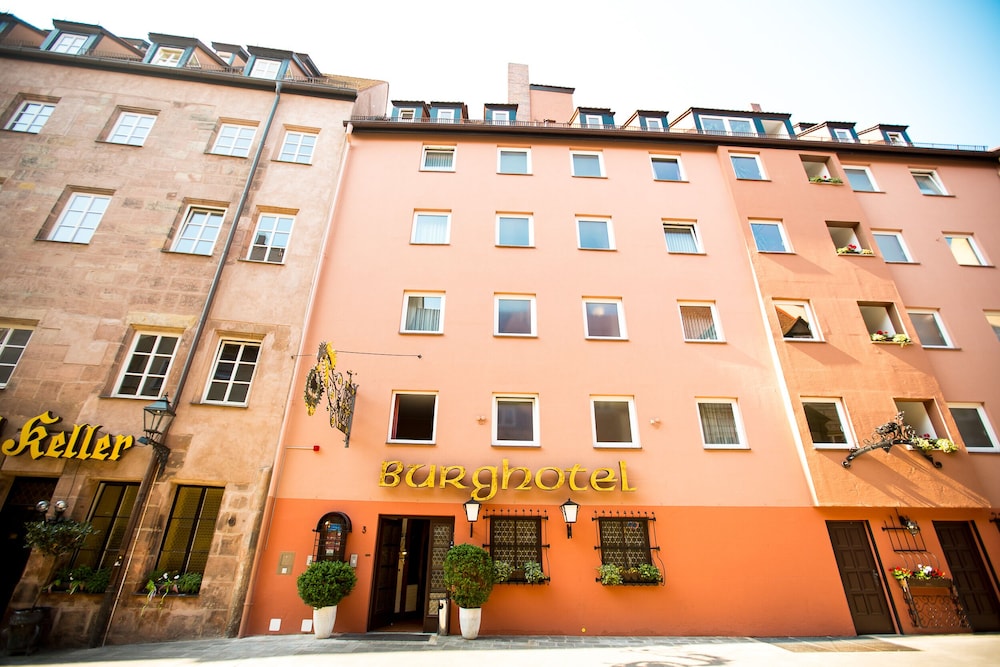 BURGHOTEL NURNBERG 2/62