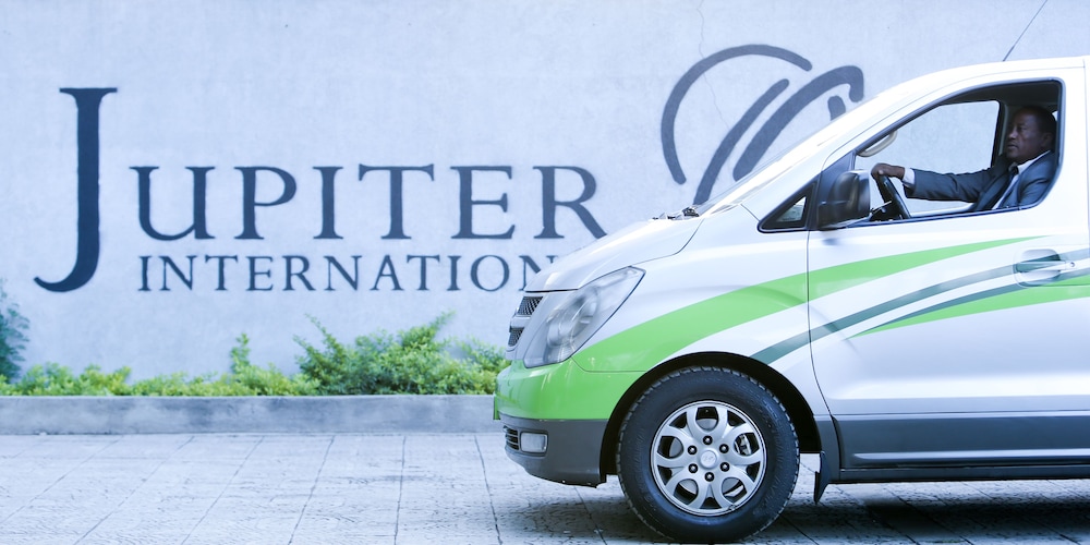Jupiter International Hotel Cazanchise 64/66