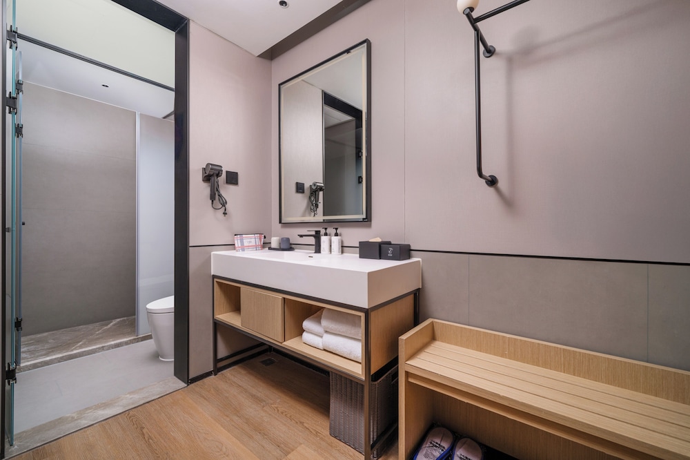 CYBO Station SSAW Hotel Chunxi Road Tianfu Square Chengdu 39/39