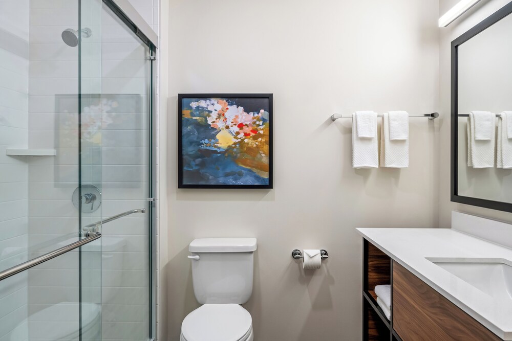 Everhome Suites Somerset - South Brunswick 50/50