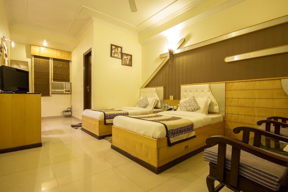 Hotel Grand Park Inn 57/62