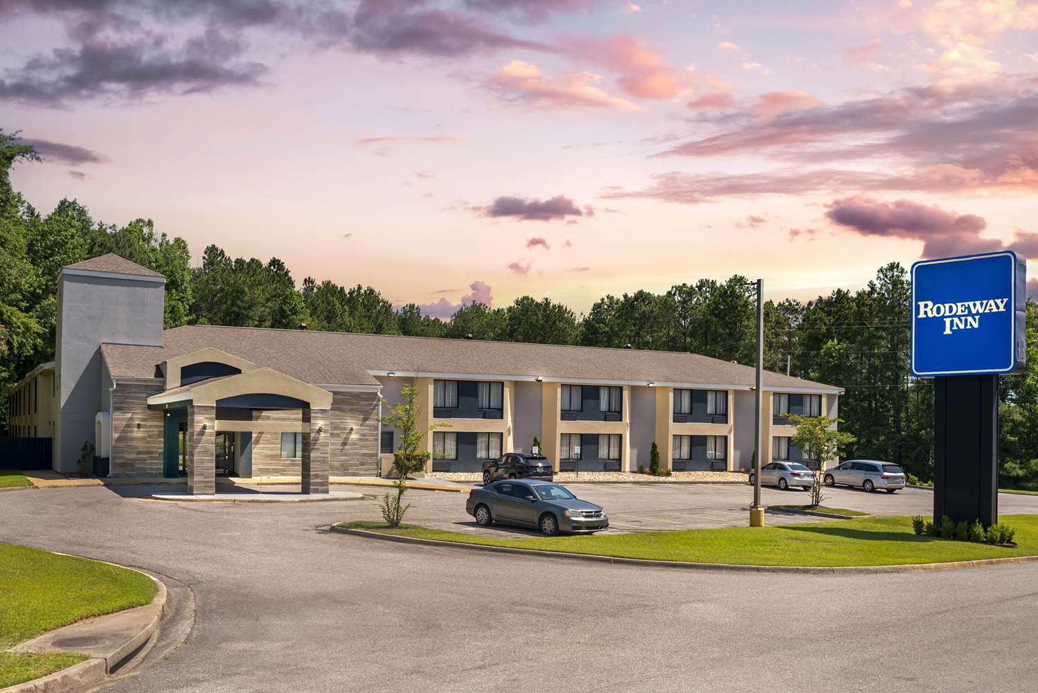 Rodeway Inn Tuscaloosa near University 13/17