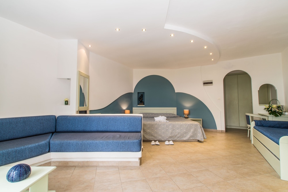 Alexandros Palace Hotel and Suites 13/83