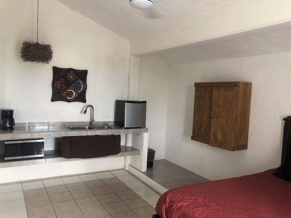 B And B Caribo Cozumel 7/50