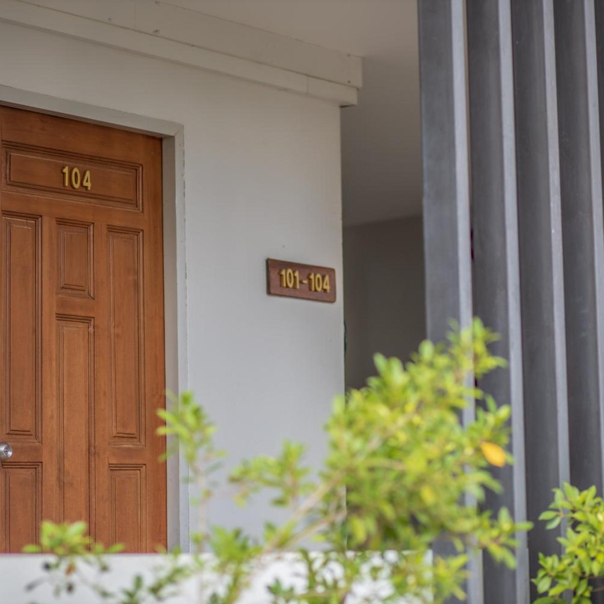 Siya House 7/65