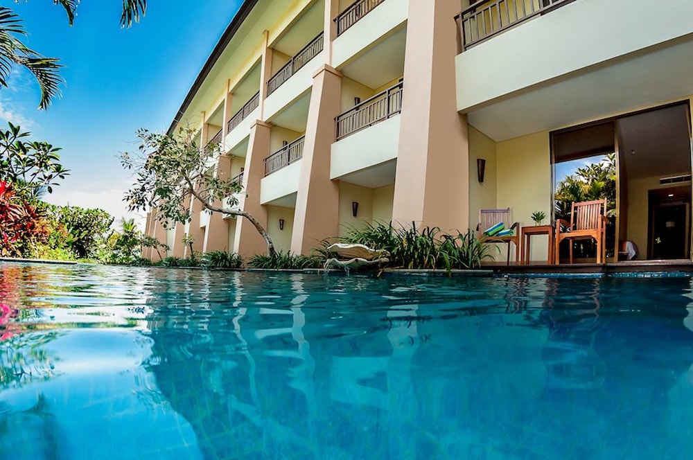 The Natsepa Resort Conference Center 6/44