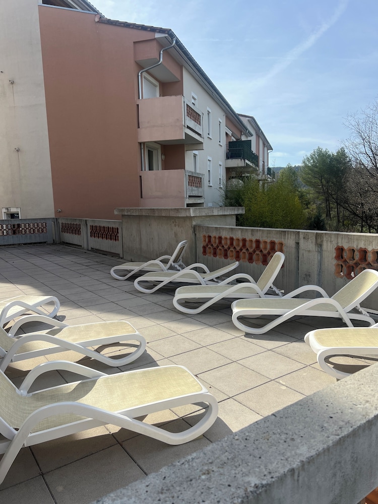 Terres de France – Residence Cote Provence 35/43