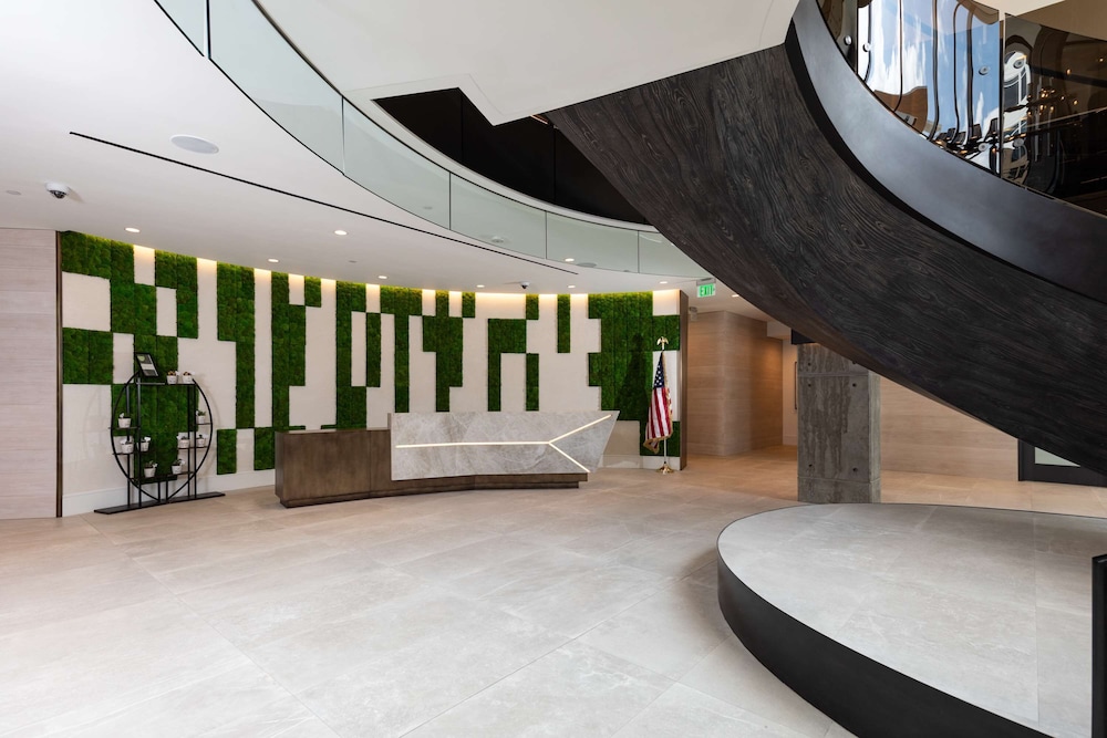 Hyatt Centric Charlotte/Southpark 9/50