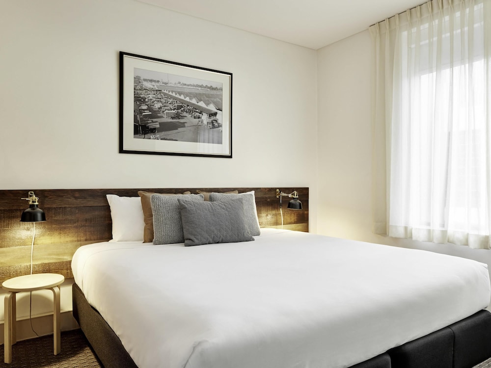 ibis Melbourne Hotel and Apartments 21/70