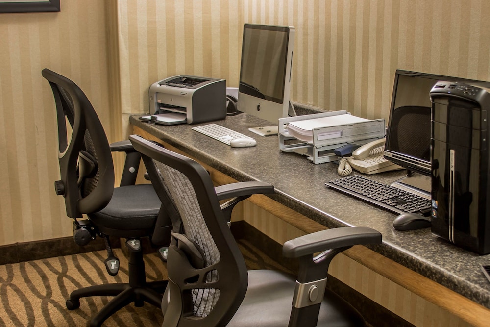 Comfort Inn Lansing West MI 52/61
