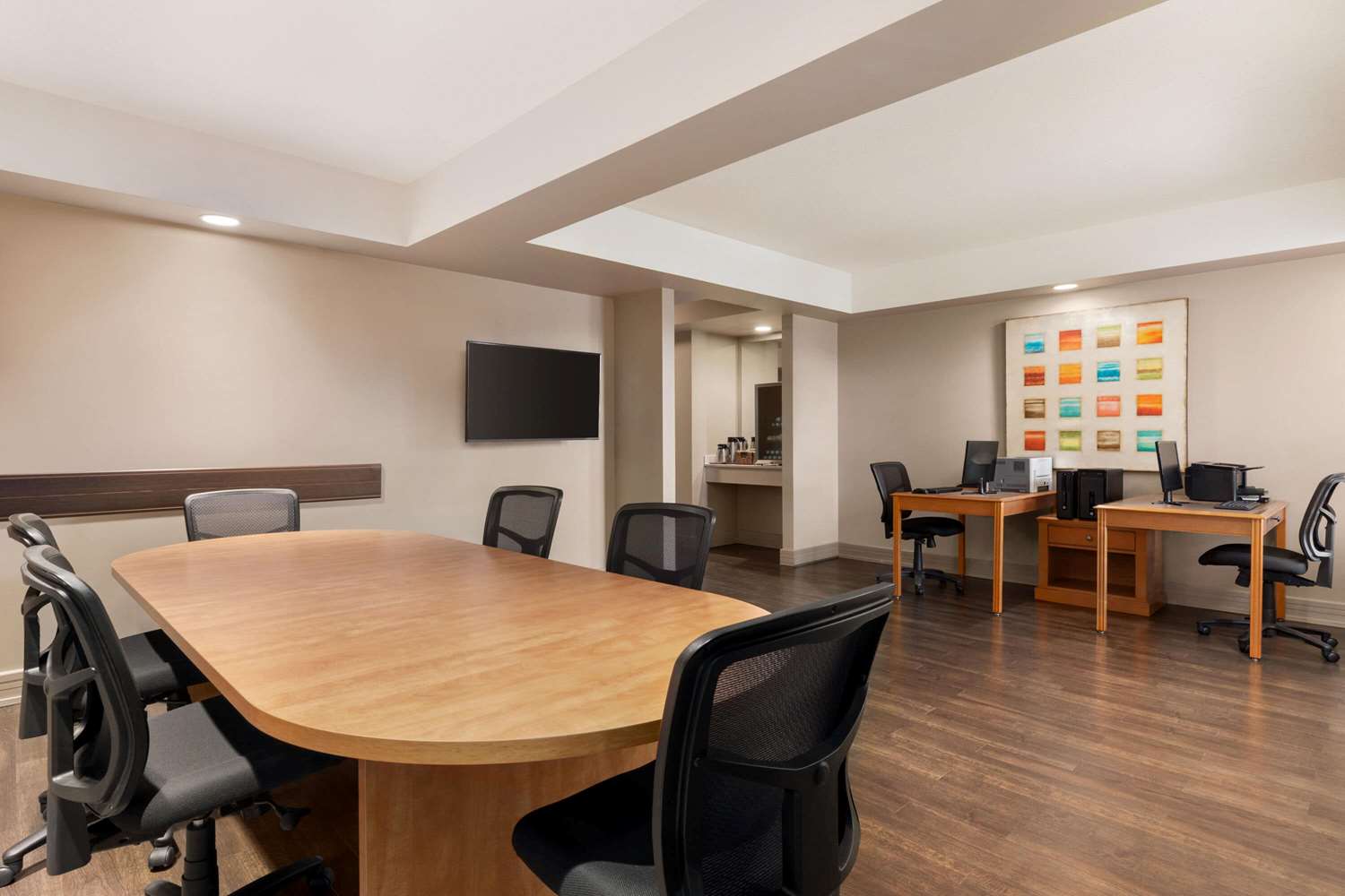Royal Hotel Calgary, Trademark Collection by Wyndham 24/27