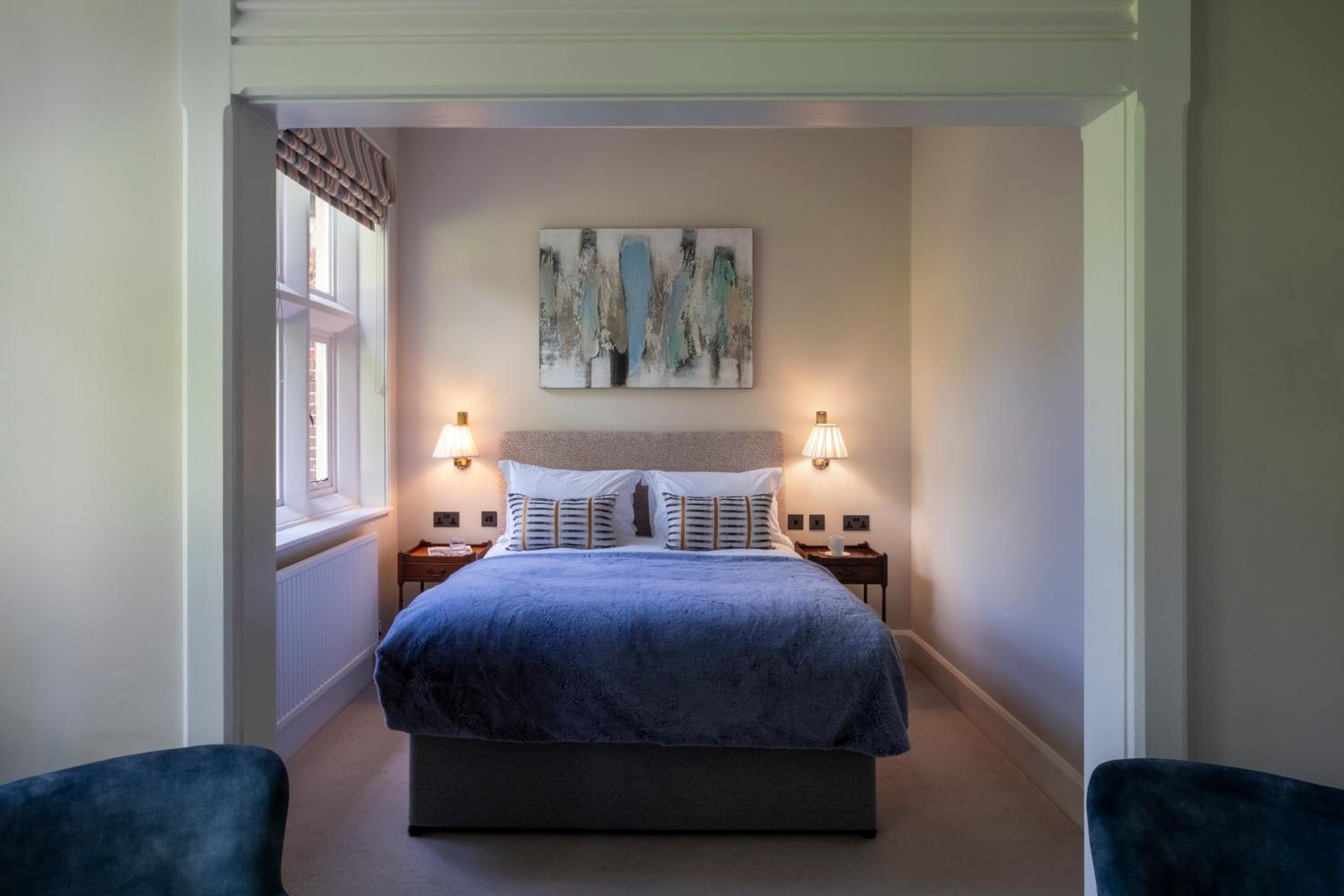 غرفة بسرير مزدوج، Horsted Place 3/10