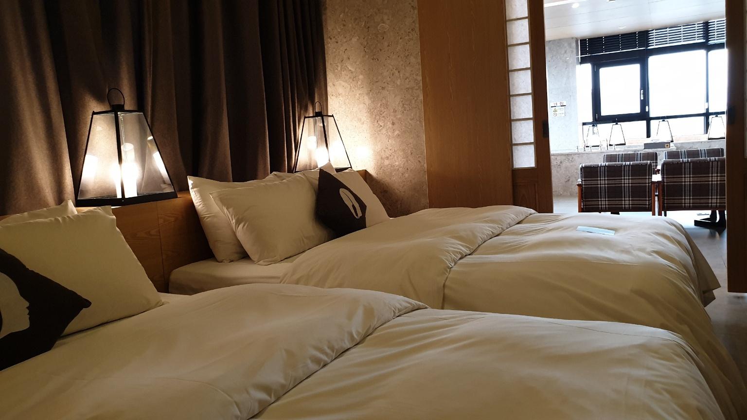 Designer, Namsan, Premier, Suite, 2 Double Beds, with View, with Pool