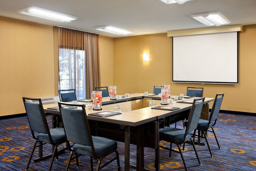 Courtyard by Marriott Denver Tech Center 37/50