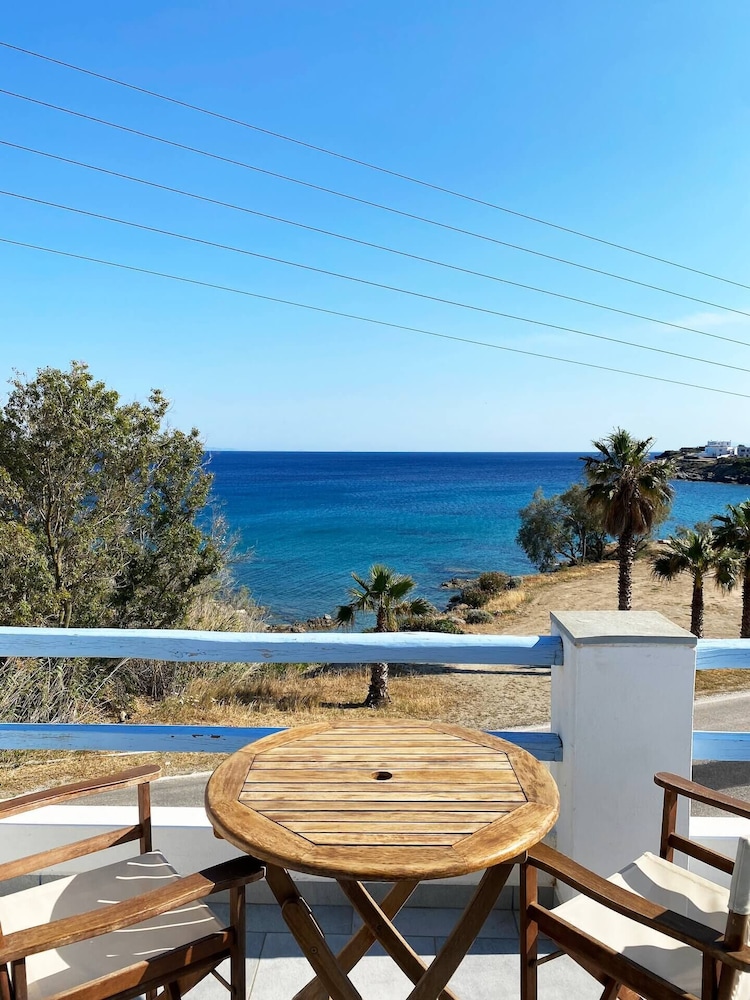 Agnadi Syros Studios & Rooms 39/50