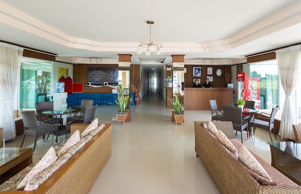 Khunyuw Hotel 36/63