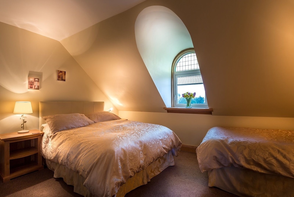 Lakeview Guest House 8/38