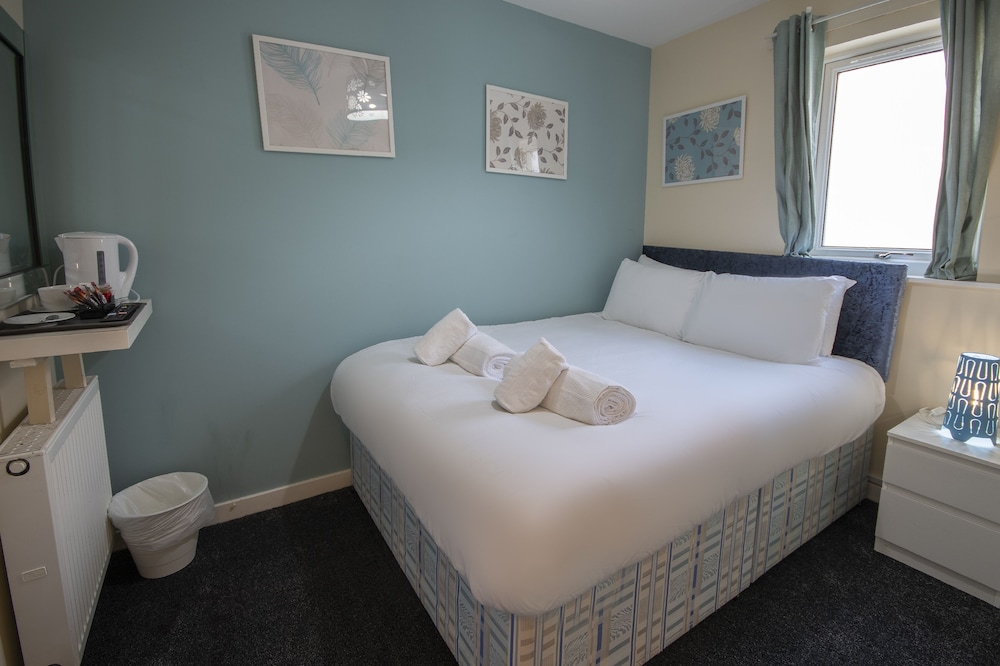 Irvine Riverside Guesthouse by Payman Club 19/32