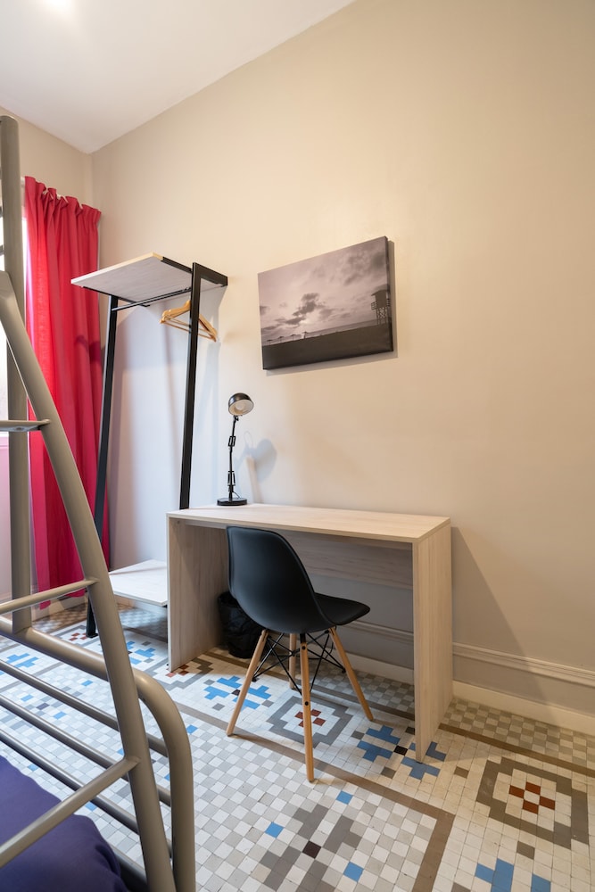 Purple Nest Hostel 45/60