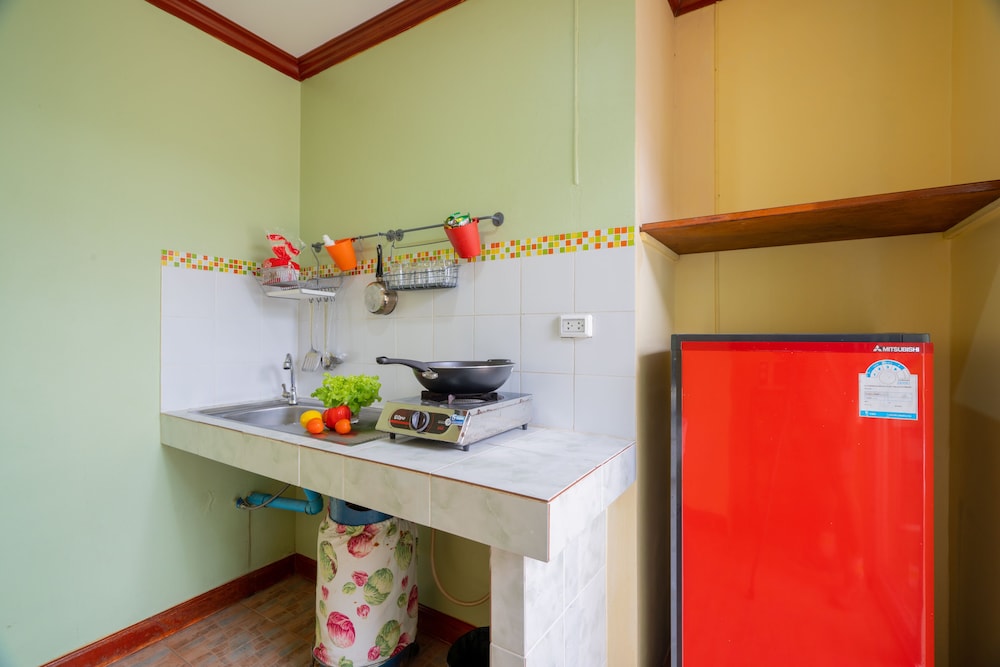 LEMON HOUSE 13/52