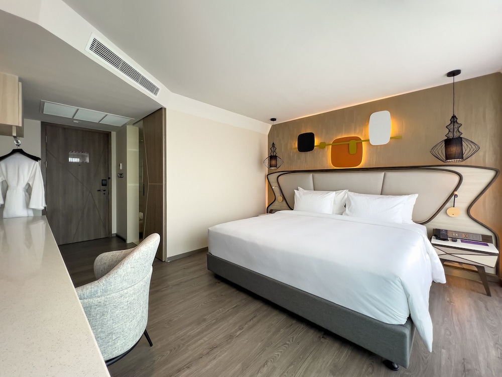 Amethyst Hotel Pattaya 10/50