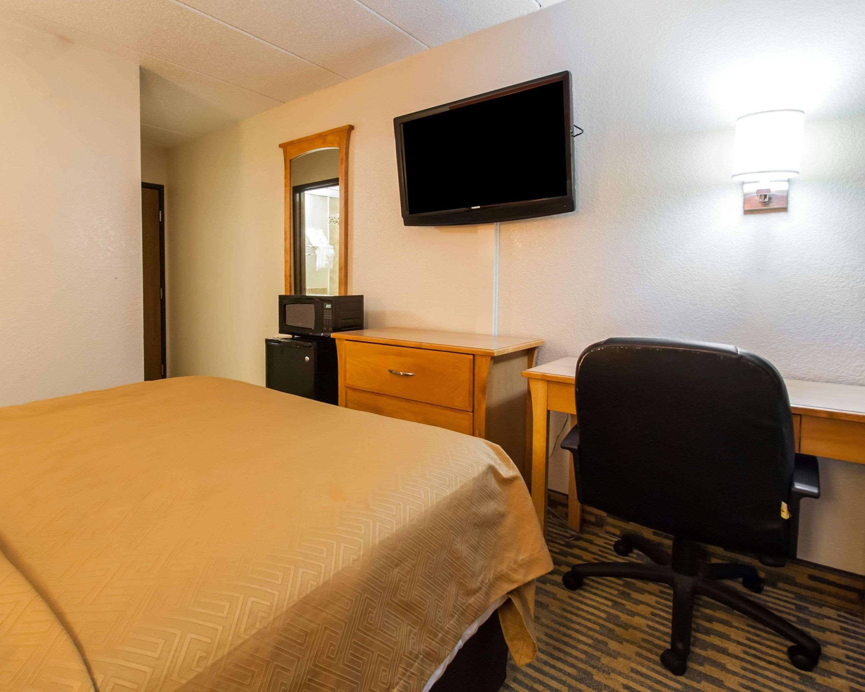 ROOM, 2 QUEEN BEDS