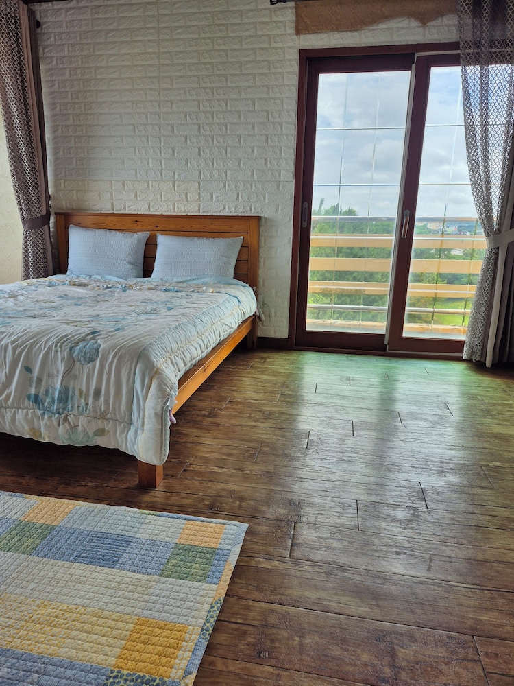 1 BEDROOM, STANDARD, DOUBLE BED, SEA VIEW