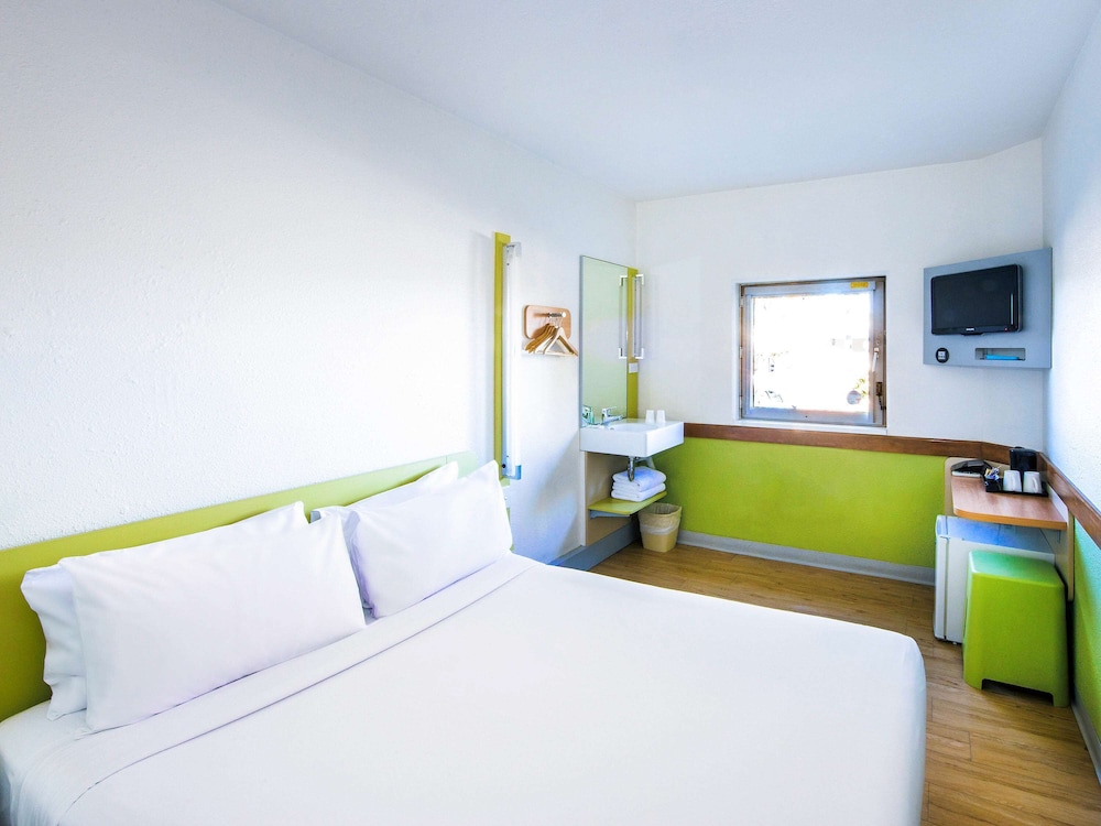 ibis budget Campbelltown 22/57