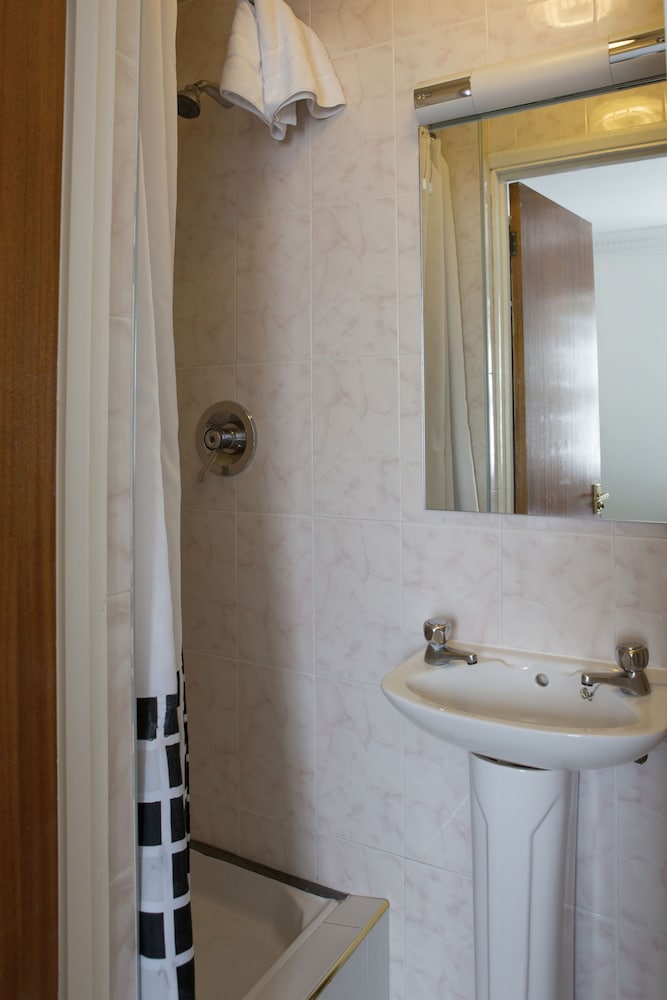 Abbey Court Hotel 45/45