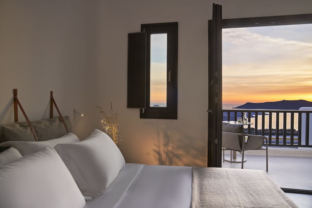 Orama Hotel and Spa 15/60