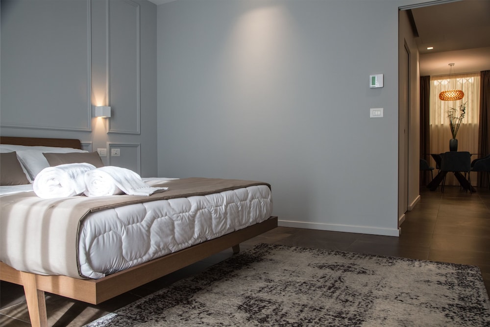 Plebis B&B 18/48