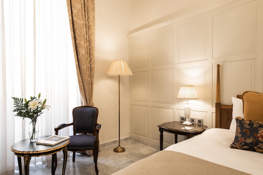 Palais Le Brun 46/62