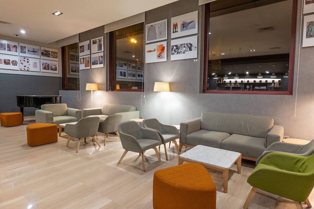 Silken Amara Plaza 46/68