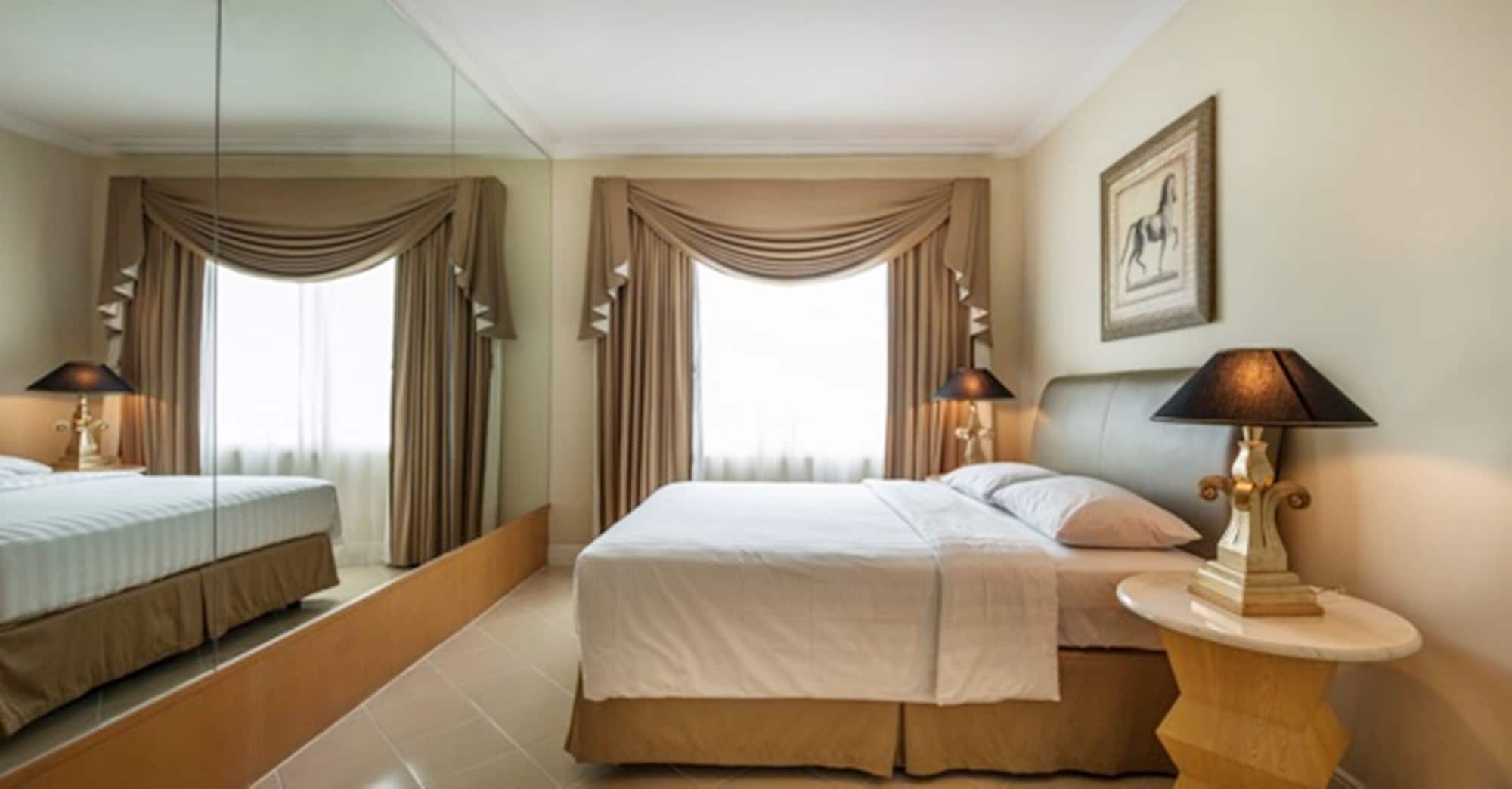 PRESIDENTIAL, SUITE
