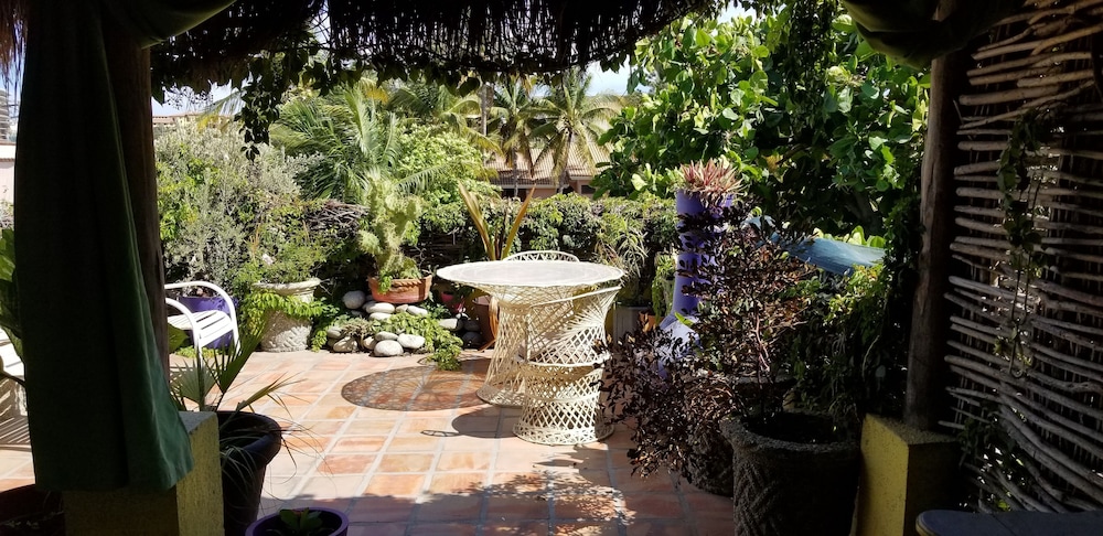 Cabo Inn Hotel 10/61