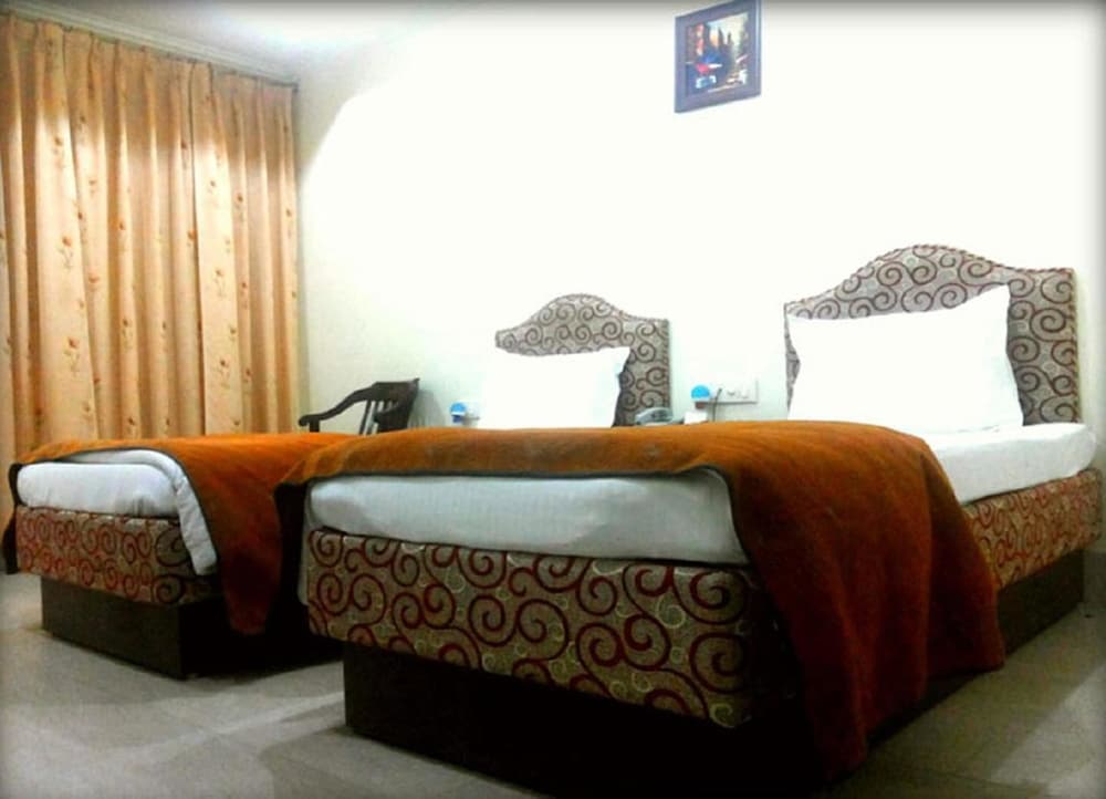 HOTEL BODHGAYA GAUTAM 20/50