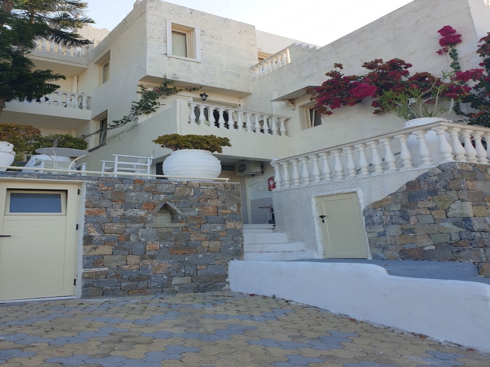 Korifi Suites Collection 48/50